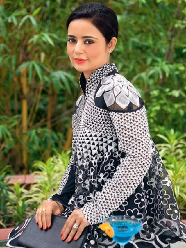 mahua-moitra-investment-banker-politician-india