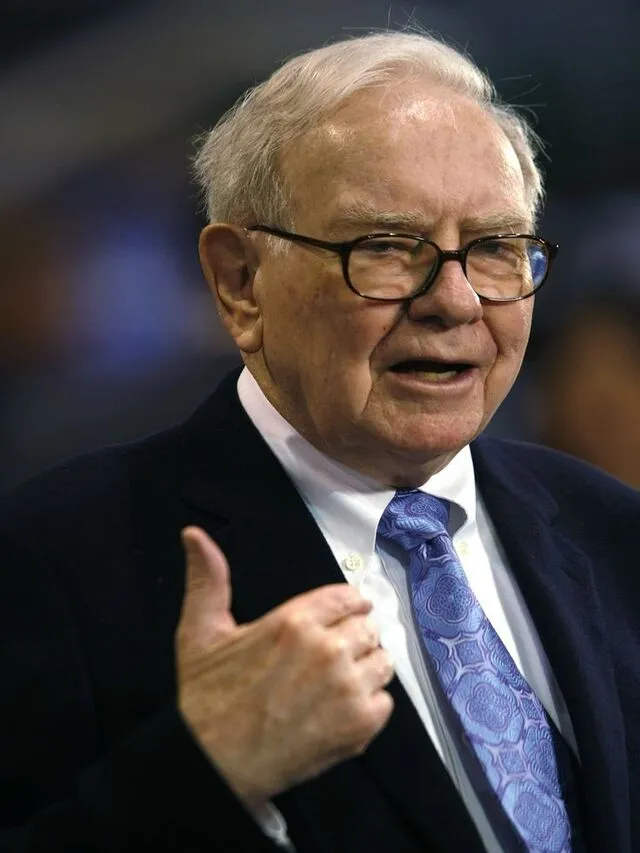6 Must Read Books in 2024 Recommended by Warren Buffet